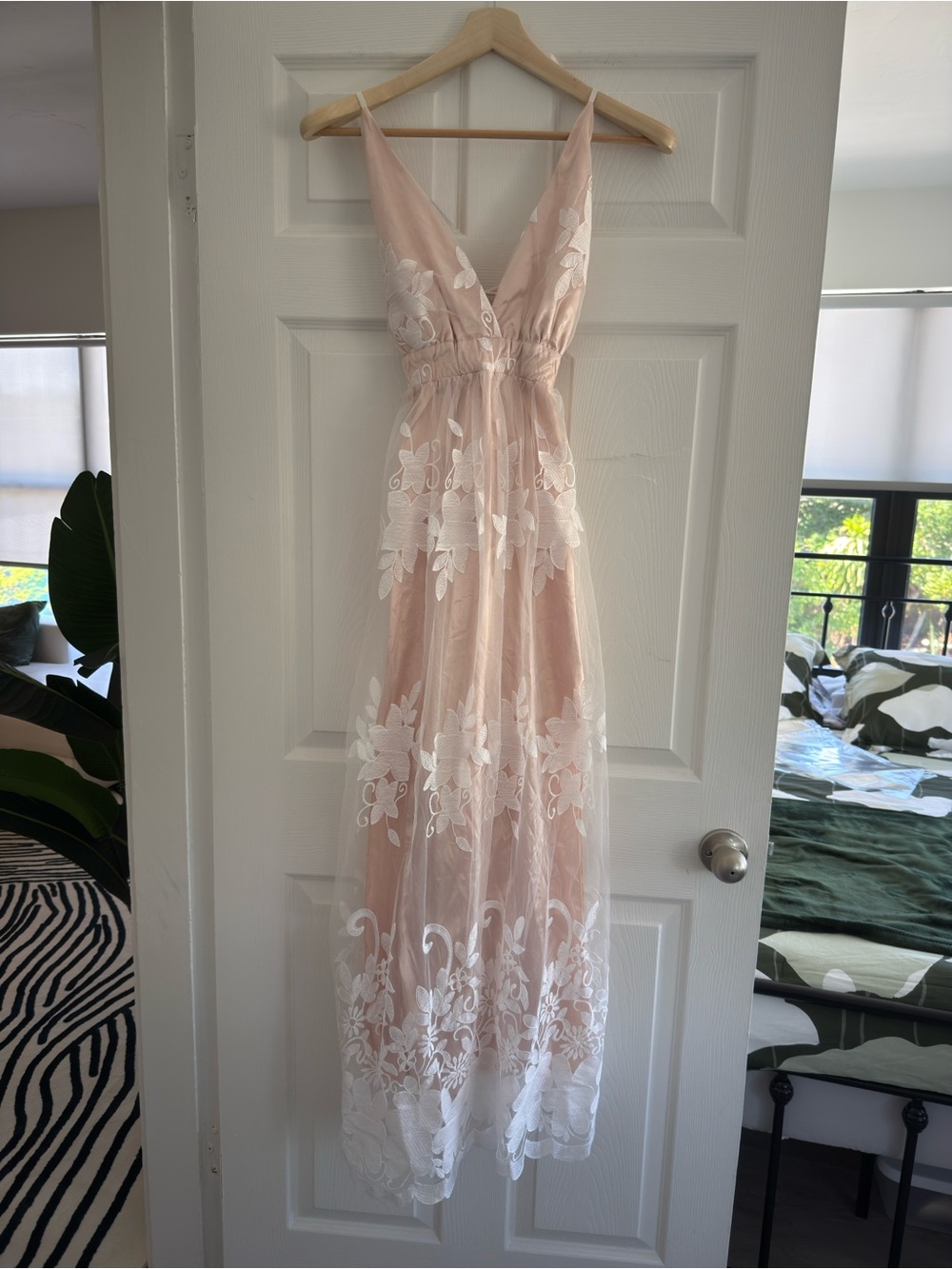 Sleeveless Blush Pink Lace Maxi Dress with Floral Embroidery